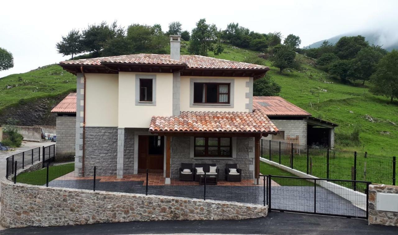 Villa Casa El Caleru à Malateria Extérieur photo